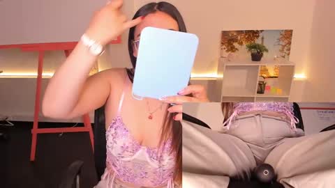 Camila  online show from November 7, 2025, 11:43 am