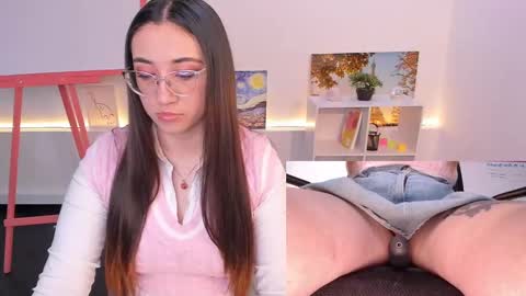 Camila  online show from November 11, 2025, 12:05 pm