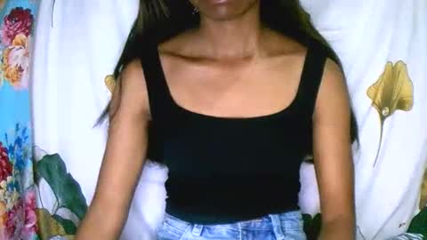 prettiethalia online show from December 19, 2025, 9:16 am