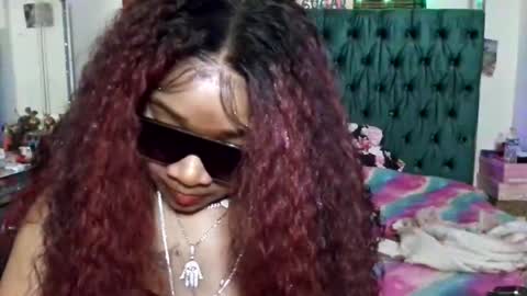 Yasmine pretty online show from January 14, 2026, 6:41 am