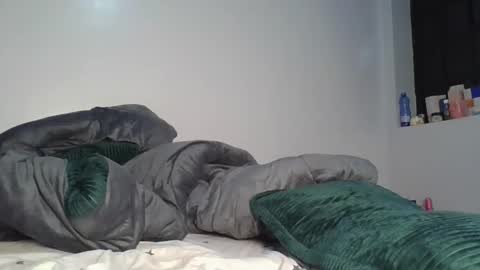 Pretty online show from March 24, 2026, 5:40 pm