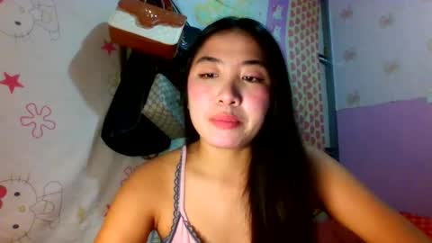 pretty_am online show from December 15, 2025, 9:13 am