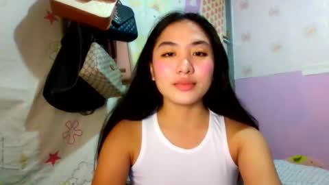 Snapshot of pretty_am chatting on December 23, 2025, 7:17 am pretty_am online show from December 23, 2025, 7:17 am