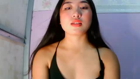 pretty_am online show from June 3, 2026, 4:01 pm