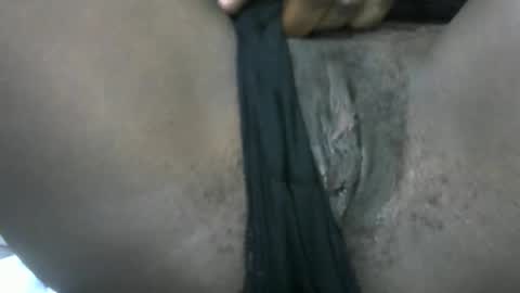 pretty_avena online show from November 11, 2025, 2:11 am