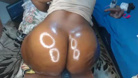 pretty_clare online show from June 15, 2026, 4:20 pm