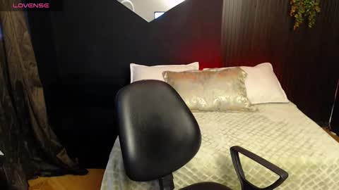 pretty_cristal22 online show from February 19, 2026, 11:50 am