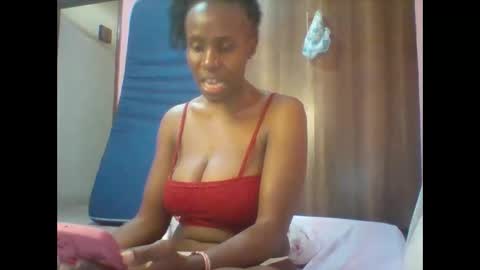pretty_darya online show from January 12, 2025, 11:50 am