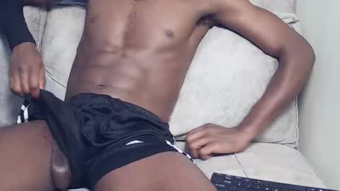 Snapshot of pretty_dollx01 chatting on May 31, 2026, 10:55 pm Pretty dollx01 online show from May 31, 2026, 10:55 pm
