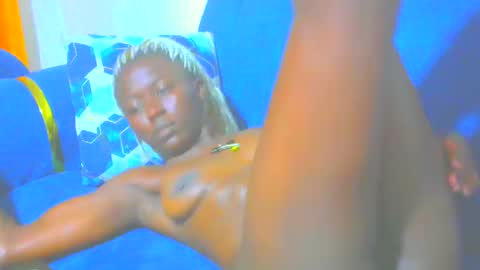 Snapshot of pretty_ebony_dolls chatting on February 10, 2025, 12:41 am riri online show from February 10, 2025, 12:41 am