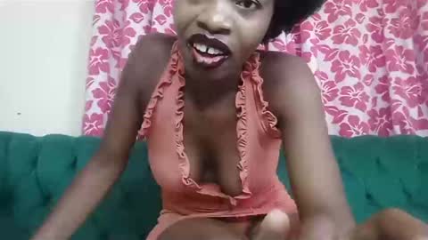 Snapshot of pretty_freaky chatting on January 9, 2025, 9:06 am Maya online show from January 9, 2025, 9:06 am