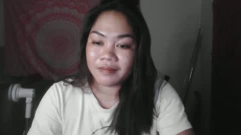 pretty_jewel05 online show from February 16, 2025, 4:21 pm