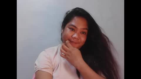 pretty_jewel05 online show from September 9, 2025, 9:36 pm