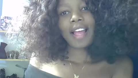 Snapshot of pretty_kelen chatting on January 8, 2025, 9:01 pm Kelen online show from January 8, 2025, 9:01 pm