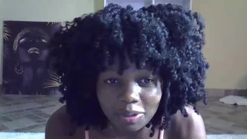 Snapshot of pretty_kelen chatting on February 28, 2025, 12:43 am Kelen online show from February 28, 2025, 12:43 am