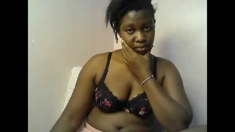 pretty_kylah online show from November 29, 2025, 3:09 am