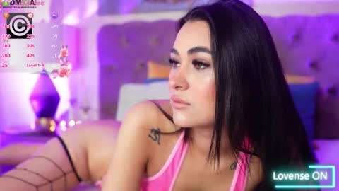 Snapshot of pretty_lia_ chatting on November 19, 2025, 8:31 pm Lia online show from November 19, 2025, 8:31 pm