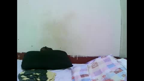 Snapshot of pretty_mellan chatting on March 3, 2025, 12:26 am pretty_mellan online show from March 3, 2025, 12:26 am