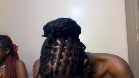 Snapshot of pretty_naya chatting on November 18, 2025, 3:38 pm naya online show from November 18, 2025, 3:38 pm