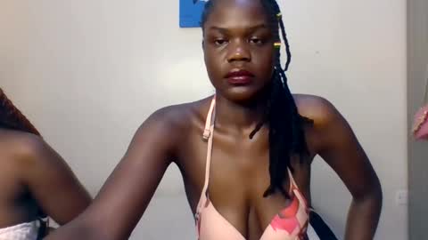 Snapshot of pretty_naya chatting on November 24, 2025, 3:34 pm naya online show from November 24, 2025, 3:34 pm