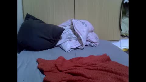 pretty_shalley online show from September 25, 2025, 2:43 pm