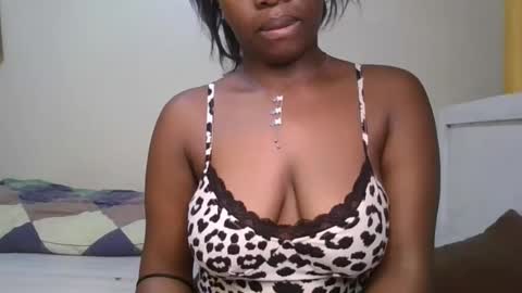 Snapshot of pretty_shila chatting on October 18, 2025, 5:35 pm pretty_shila online show from October 18, 2025, 5:35 pm