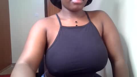 pretty_shila online show from May 26, 2026, 12:01 pm
