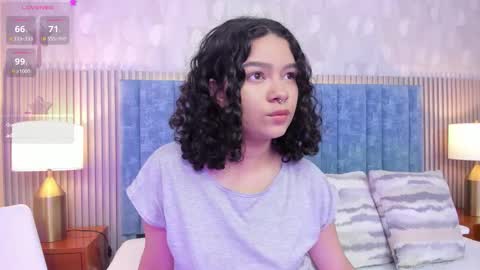 Daisy Flower online show from November 22, 2025, 1:37 am