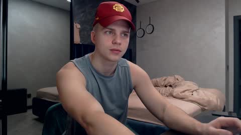 Snapshot of pretty_sweety chatting on January 13, 2025, 3:34 am Justin online show from January 13, 2025, 3:34 am