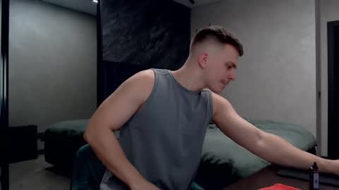 Snapshot of pretty_sweety chatting on February 22, 2025, 5:35 pm Justin online show from February 22, 2025, 5:35 pm