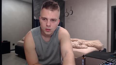 Snapshot of pretty_sweety chatting on November 11, 2025, 5:51 am Justin online show from November 11, 2025, 5:51 am