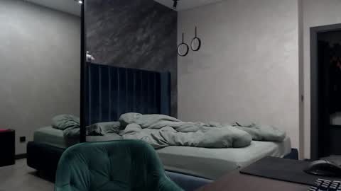 Snapshot of pretty_sweety chatting on November 29, 2025, 4:48 am Justin online show from November 29, 2025, 4:48 am