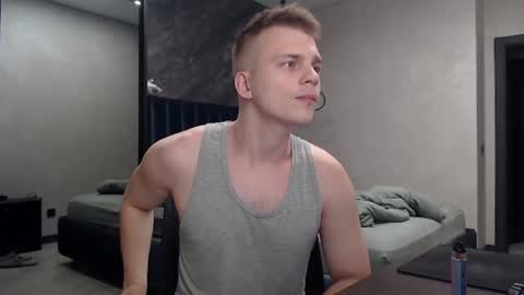 Snapshot of pretty_sweety chatting on July 28, 2026, 8:52 pm Justin online show from July 28, 2026, 8:52 pm