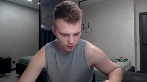 Snapshot of pretty_sweety chatting on July 31, 2026, 7:57 pm Justin online show from July 31, 2026, 7:57 pm