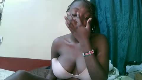 Snapshot of pretty_tiffany1 chatting on December 16, 2025, 4:12 pm pretty_tiffany1 online show from December 16, 2025, 4:12 pm