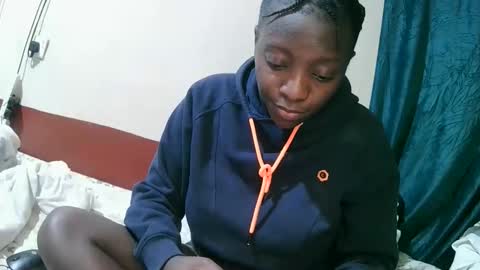 pretty_tiffany1 online show from April 1, 2026, 1:06 am