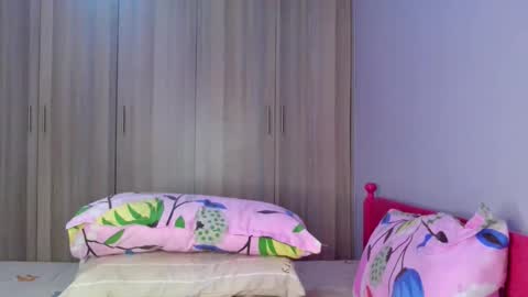 prettybigclit_ebony online show from October 5, 2025, 6:12 am