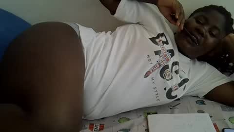 prettybooty1 online show from November 3, 2025, 8:59 am