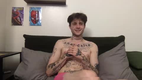 pretty boy online show from September 16, 2025, 3:51 am