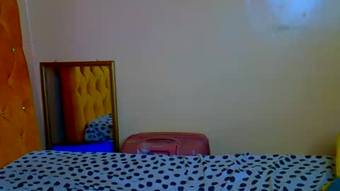 Snapshot of prettycandy0 chatting on March 7, 2026, 4:42 am prettycandy0 online show from March 7, 2026, 4:42 am