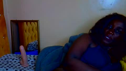 Snapshot of prettycandy0 chatting on March 8, 2026, 2:04 am prettycandy0 online show from March 8, 2026, 2:04 am