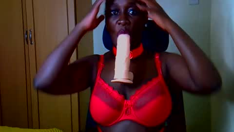 Snapshot of prettycandy0 chatting on April 6, 2026, 3:57 pm prettycandy0 online show from April 6, 2026, 3:57 pm