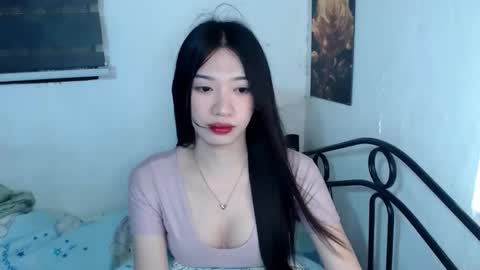 Snapshot of prettycumnotes69 chatting on December 18, 2025, 2:23 pm ASHLEY online show from December 18, 2025, 2:23 pm