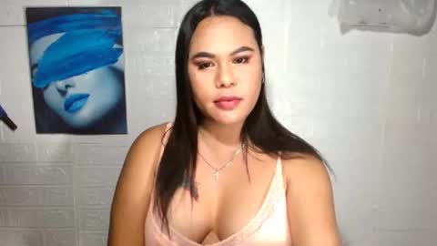 prettydiannara online show from February 2, 2025, 3:21 am
