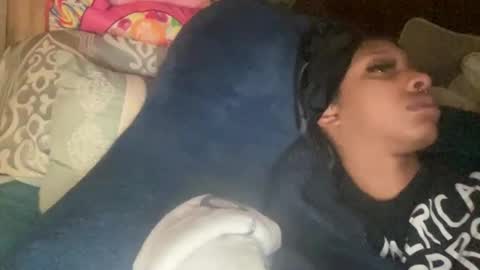 prettyfacefemale online show from February 25, 2026, 8:24 am