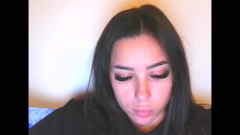 Snapshot of prettyjulliette chatting on January 13, 2026, 4:01 pm prettyjulliette online show from January 13, 2026, 4:01 pm