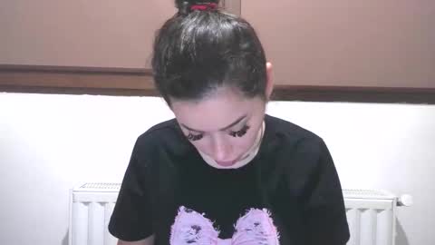 Snapshot of prettyjulliette chatting on February 16, 2026, 4:25 pm prettyjulliette online show from February 16, 2026, 4:25 pm