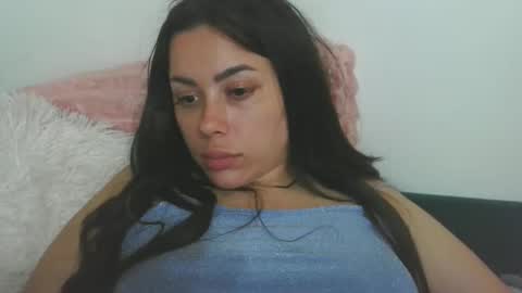 prettyjulliette online show from May 18, 2026, 1:13 am