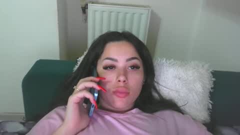 prettyjulliette online show from May 18, 2026, 3:29 pm
