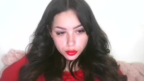 prettyjulliette online show from May 28, 2026, 2:03 pm